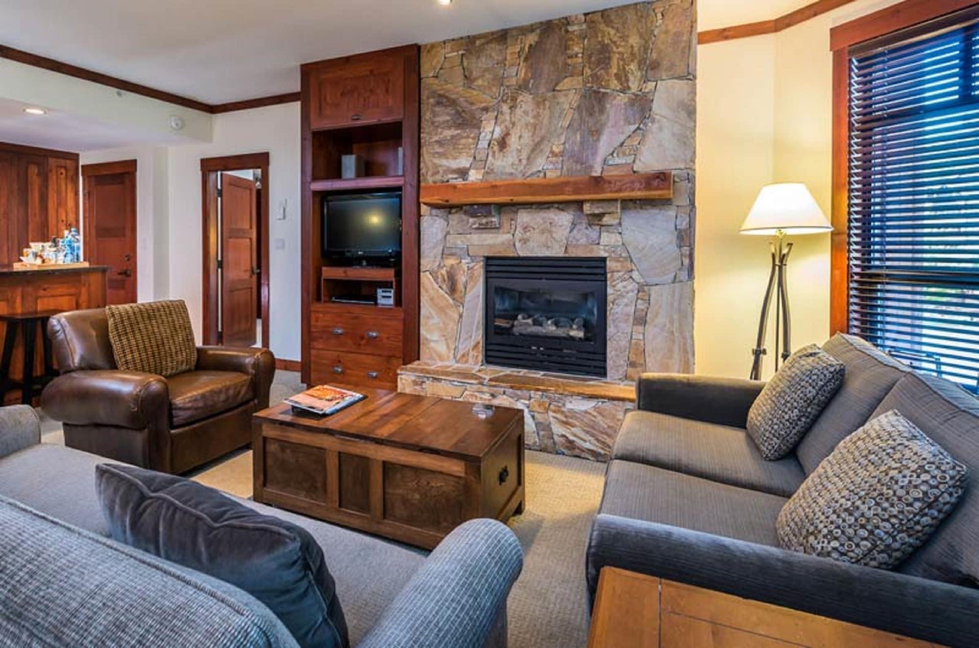 First Tracks Lodge Whistler Zewnętrze zdjęcie
